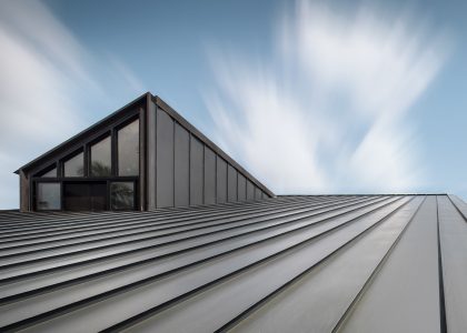 Sky High Standards: Hiring the Best Roof Installation Contractor